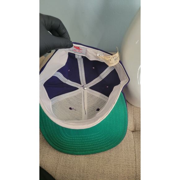 Vintage 1980s–90s New Era Pro Model Wool Baseball Cap 6 ⅞ Purple w/ Green Brim – - Picture 5 of 7